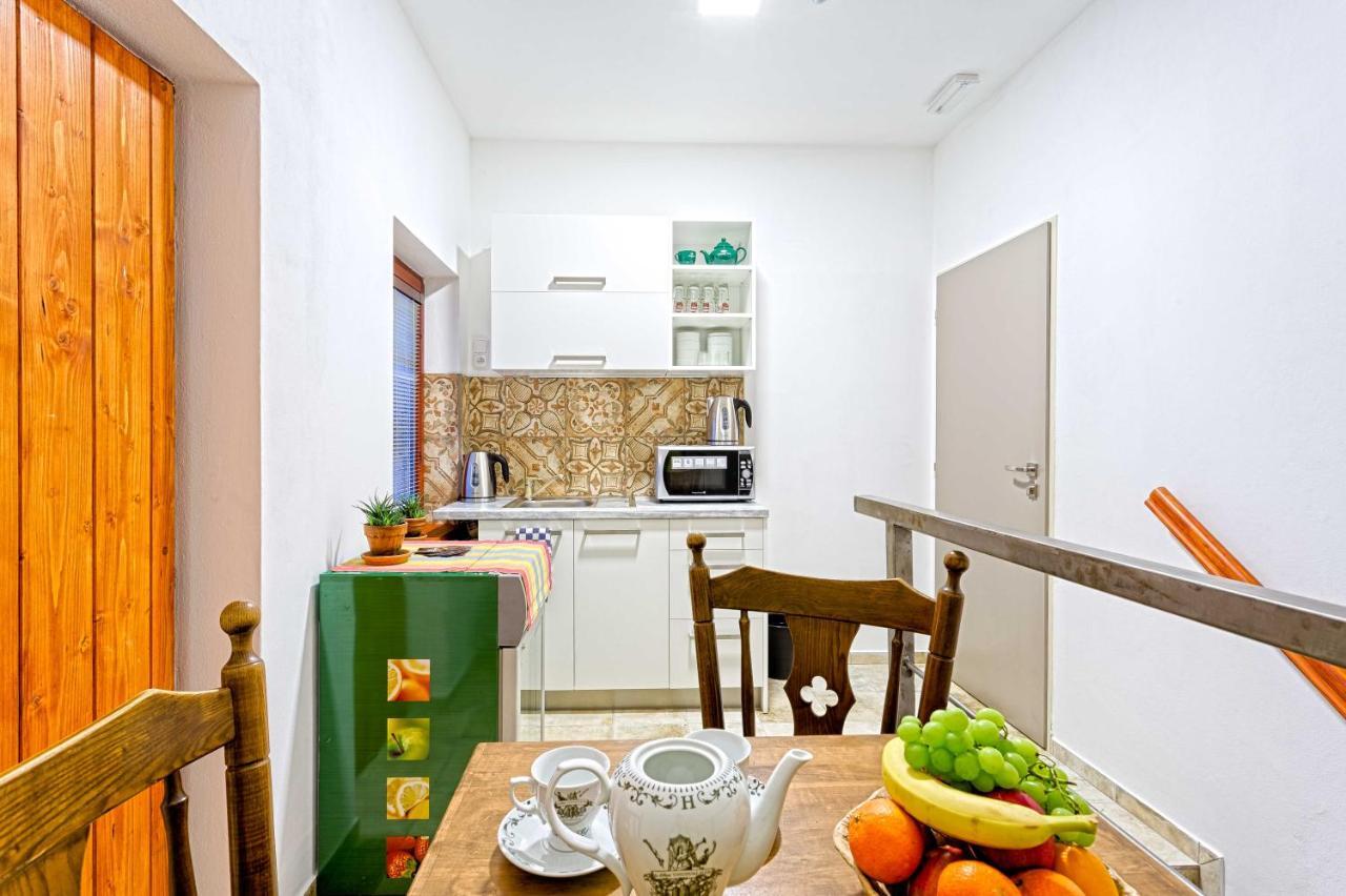 Snekolend Hotell Rokytnice nad Jizerou Rom bilde